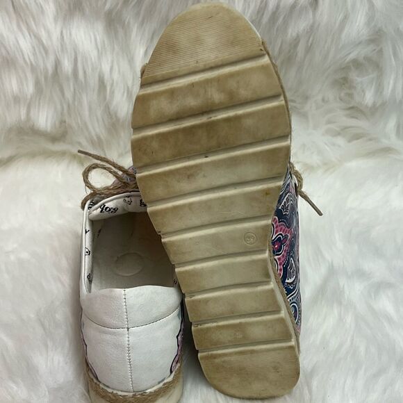 Goby Shoes - Boho Sneakers Size 39 fit like a 7 1/2 B19B - Picture 7 of 10